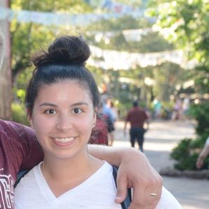 Meet your Posher, Cortney